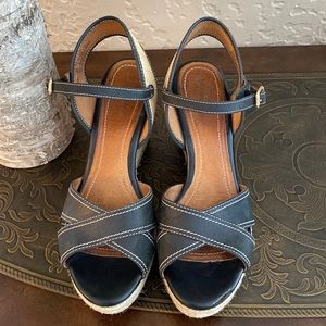 🔷 Wedge Sandal by Clark’s